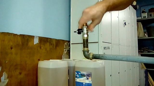 Как пользоваться газовым (трубным) ключом. Ключ сантехника. смотреть онлайн