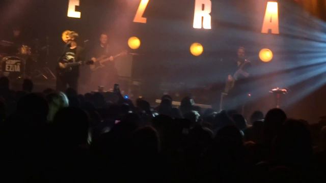 George Ezra - Blame It On Me - Live at Royal Oak Music Theater in Royal Oak, MI on 9-26-15 смотреть онлайн