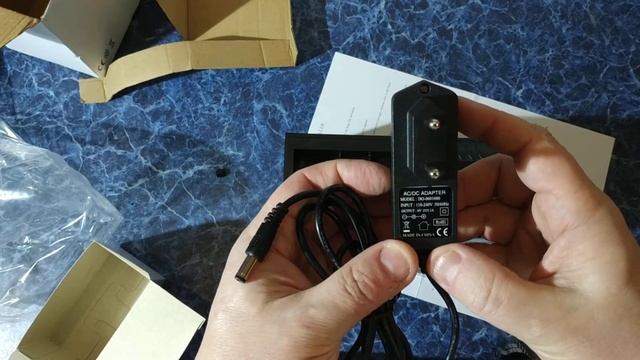 Unboxing: Electric High Voltage Mouse Rat Trap Mouse Killer Electronic Rodent Mouse Zapper