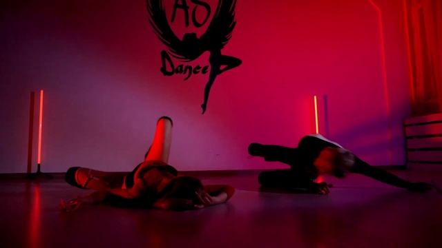 Angelina Isaikina & Igor Sobol [Strip choreo] - By Индия [Холод] смотреть онлайн