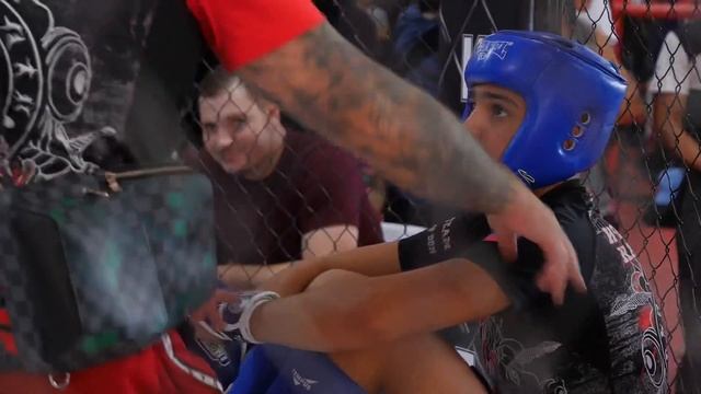 Бой Кохи категория 12-13 лет,вес бойцов 54кг??? #mmakids#mma#muaythai