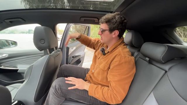 BIG Changes! Is The New 2024 VW ID.4 The Best New EV SUV? смотреть онлайн