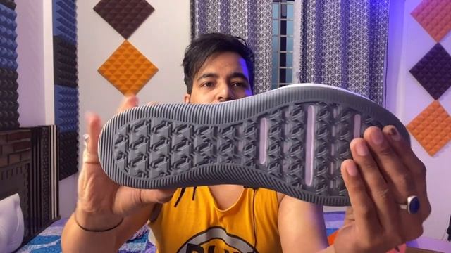 Nike Sports shoes | Unpack Goods смотреть онлайн