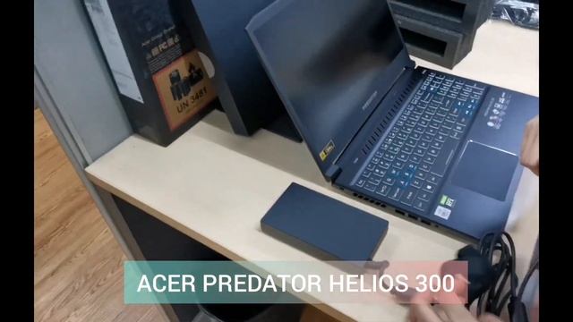 ACER PREDATOR HELIOS 300 UNBOXING смотреть онлайн