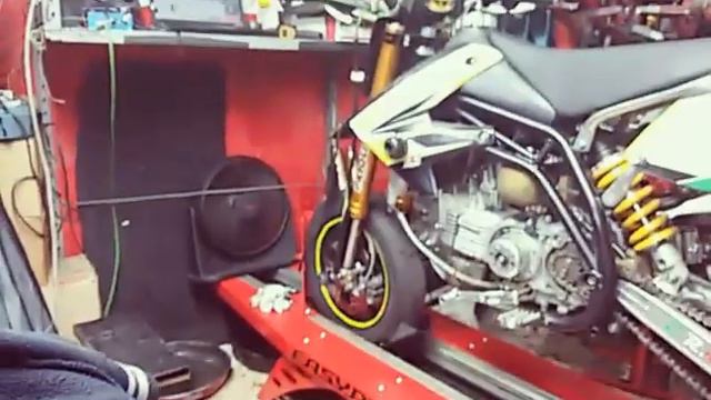 Elaborazione pit bike f4 by devitoracing смотреть онлайн