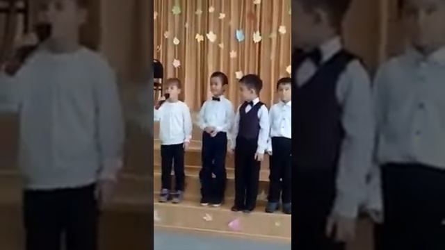 Эльдар. 0 класс "Осенний бал " смотреть онлайн