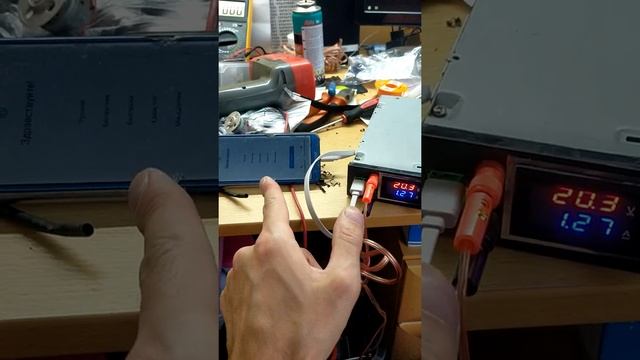 Лабораторный блок питания смотреть онлайн