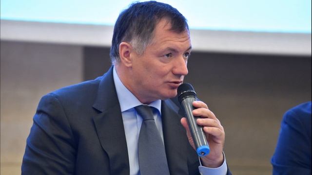 В районах Москвы реновация будет проходить в 3 волны / 21 февраля 2019 смотреть онлайн