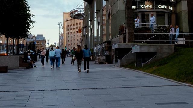 Moscow 4k Russia (slow Walking). Walking After Rain With Music By Eric Born & Varvara. Москва 4k.