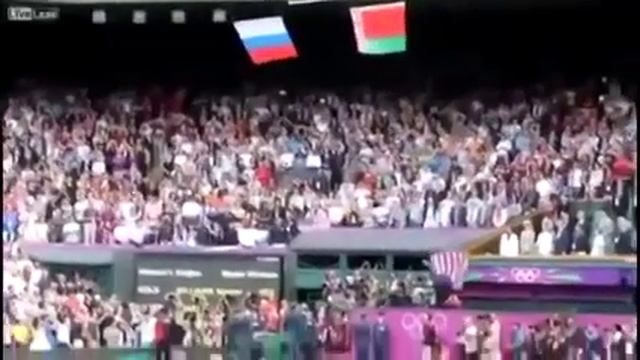 Флаг США упал на первом аккорде Российского гимна смотреть онлайн