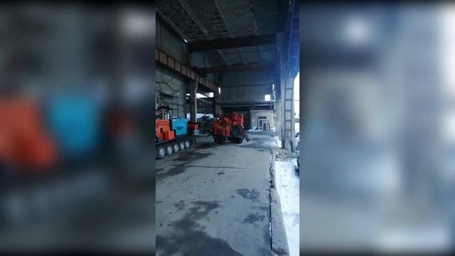 Отгрузка СБУ 80ЛС с РГ-2 в Кострому и СБУ УРБ МИНИ в Улан-Удэ. Видео от Завода Буровой Техники смотреть онлайн