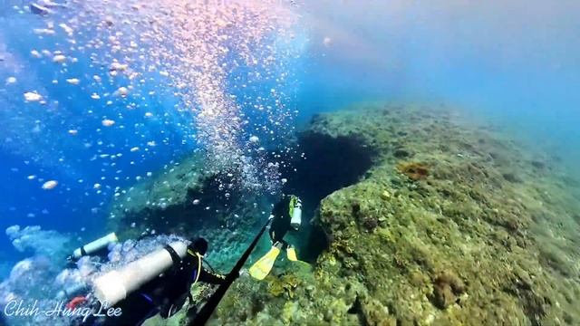 Insta360 X3在小琉球海底紀錄潛水世界 Video from liuqiu, Taiwan 4K смотреть онлайн