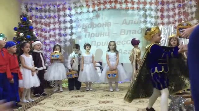 Утренник Снежная Королева. 2014-2015. Детский сад смотреть онлайн