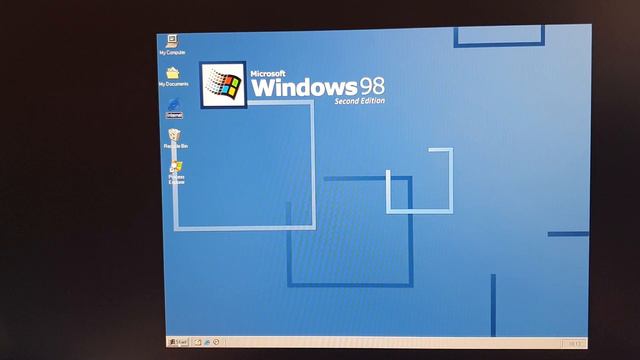 Windows 98SE On Dosbox ECE. Running On A Pi4b (4GB) With Dosbian 1.5