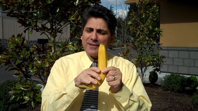 How To Peel A Banana... смотреть онлайн