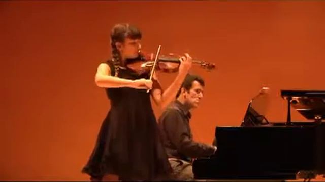 Alexandra Hauser, 12 years old playing Charles de Beriot- Concerto No.9 Op.104 in A minor (part I) смотреть онлайн
