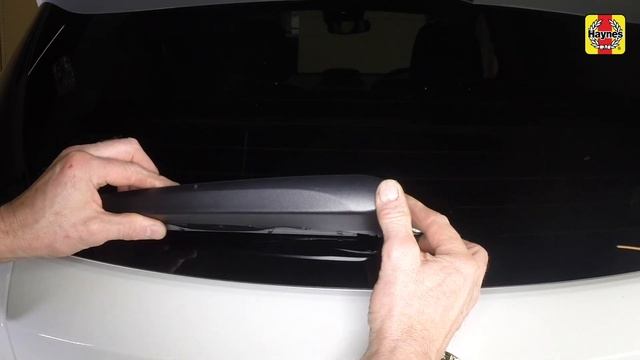How to Replace the wiper blades Vauxhall Mokka 2012 to 2016 смотреть онлайн