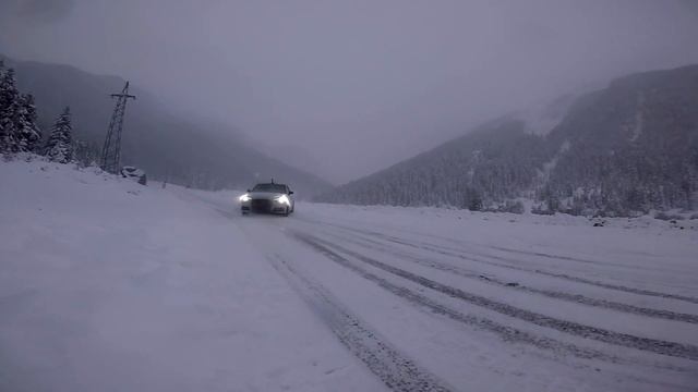 Snow Drift Skiing - Audi S1 смотреть онлайн