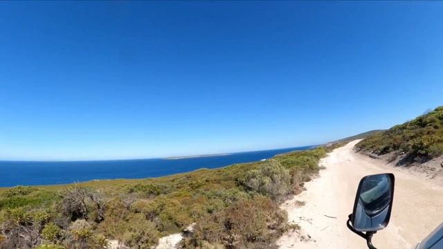 Toyota Hiace 4x4 V8DUCK in Port Lincoln National Park South Australia смотреть онлайн