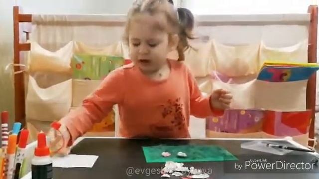 Цветочная поляна - поделка для детей из бумаги. Crafts kids. Цветы из бумаги. смотреть онлайн