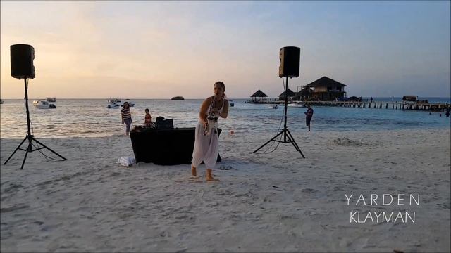 Beach saxophone show- summer sax beach resort- Female saxophone player смотреть онлайн