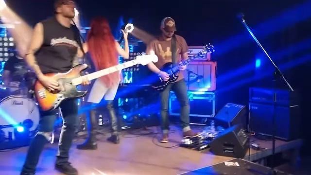 SUB Live - Coversong 'Gardenia' By Kyuss