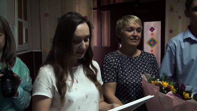 Администрация Красного Луча. В Красном Луче выписан 300-й новорожденный ребенок смотреть онлайн