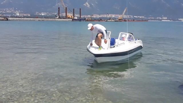 Мы на месте, день первый Геленжик рулит! смотреть онлайн