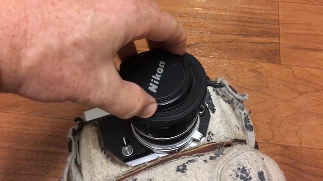 Thrift Store Find! Nikon Nikkormat with Nikkor 50mm 1.4! смотреть онлайн