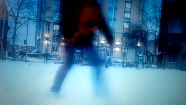 Удар внутренней частью подъёма правой ноги (низом) в дальний угол ворот смотреть онлайн