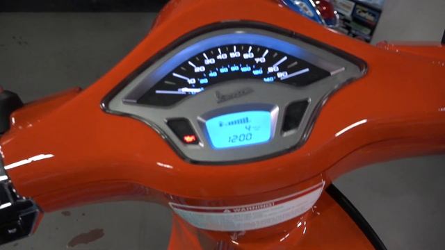 New 2023 Vespa Primavera VIBE смотреть онлайн