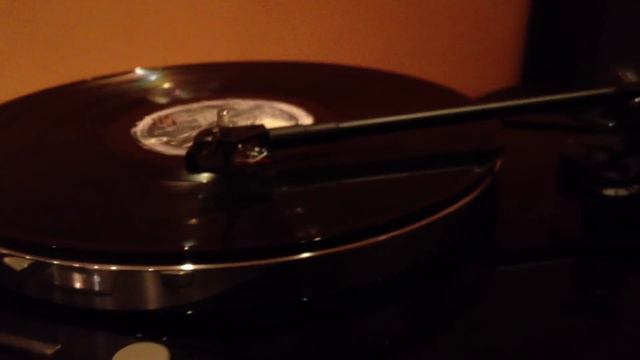 Thorens TD 126 MK IV mit Linn Basik Plus смотреть онлайн
