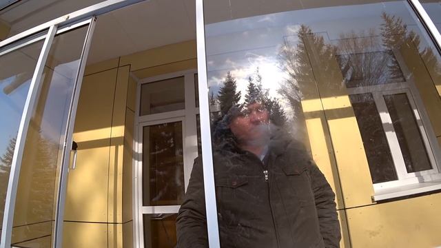 На карантине. Находимся на обсервации перед отправкой на участок. Вахта. Сам по себе. смотреть онлайн
