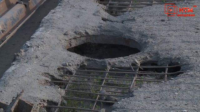 Закрытие пешеходной части моста на улице Титова. смотреть онлайн