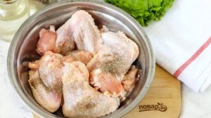 Крылышки в кефире в духовке