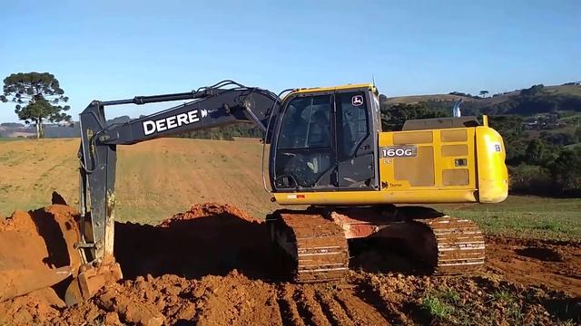 Escavadeira John Deere 160G смотреть онлайн