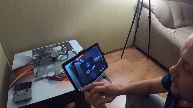 Один пульт на два дрона. Two quadcopters for one remote control. смотреть онлайн