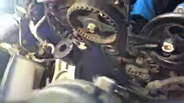 ЗАМЕНА ПОМПЫ КИА РИО 2 ПОКОЛЕНИЯ