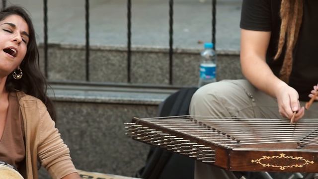 LIGHT IN BABYLON - Hinech Yafa смотреть онлайн