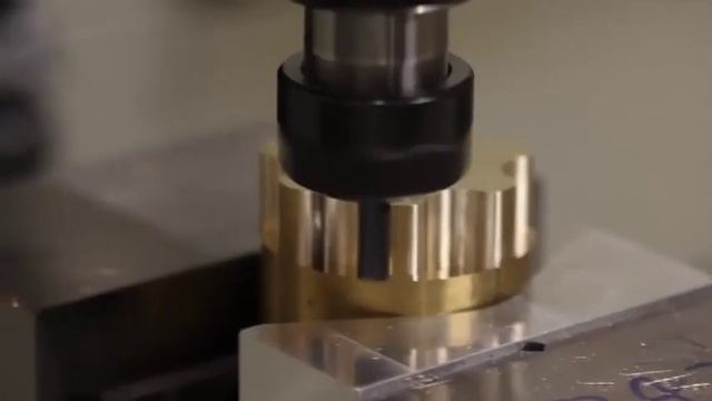 Вертикально фрезерный станок с ЧПУ смотреть онлайн