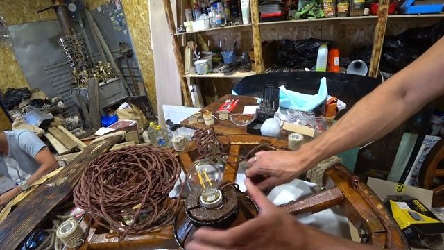 Лофт(Кантри) Светильник из колёса телеги, показываем результат! смотреть онлайн