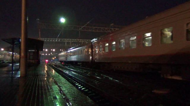 Электровоз ЭП1М-414 с поездом №143 Кисловодск — Москва