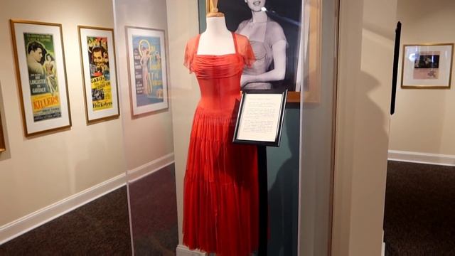 AVA GARDNER Grave & Incredible MUSEUM | Smithfield NC смотреть онлайн