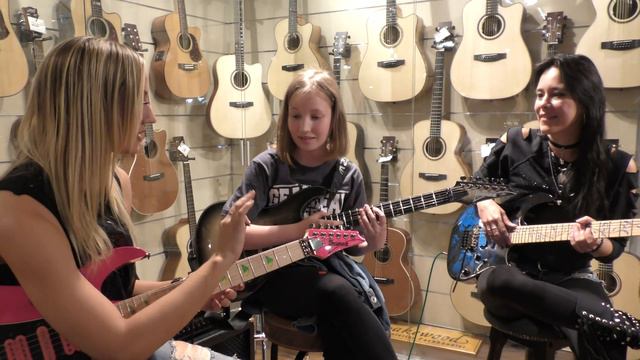 Tapping And Whammy For Beginners W/ Nita Strauss And Jen Majura #TGU18