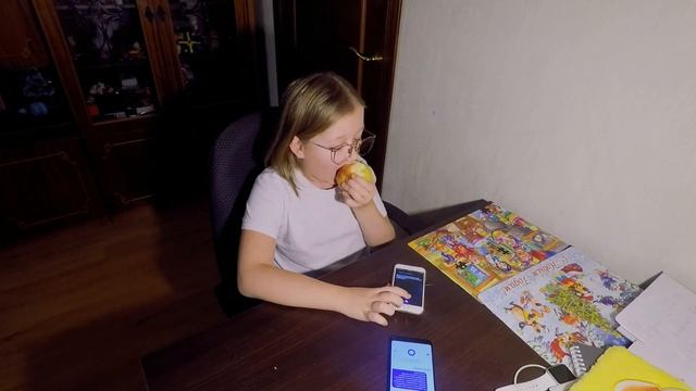 АЛИСА VS SIRI ! Диалог двух ДЕВУШЕК) Наши эксперименты) смотреть онлайн