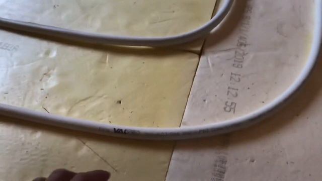 Крепление трубы теплого пола к пенопласту термоклеем смотреть онлайн