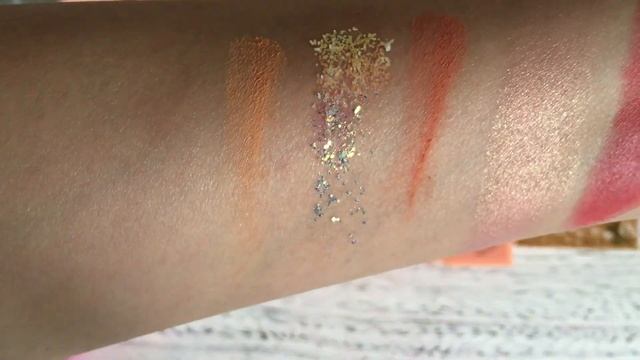 ColourPop Haul | Baby Got Peach + Strawberry Shake Eyeshadow Palette смотреть онлайн