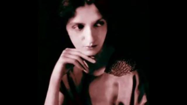 Clara Haskil plays Bach Toccata in E minor смотреть онлайн