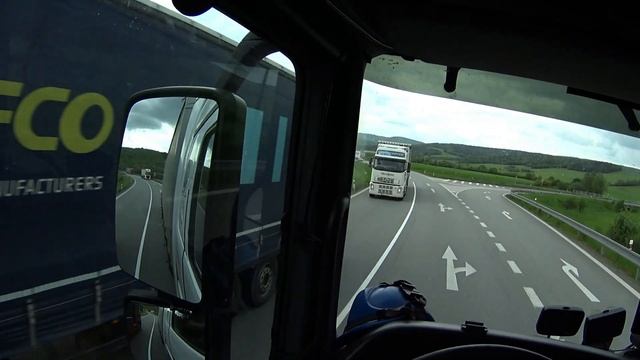 POV Truck Driving Mercedes Actros MP3 440 #2 | Mountain serpentines of Slovakia смотреть онлайн