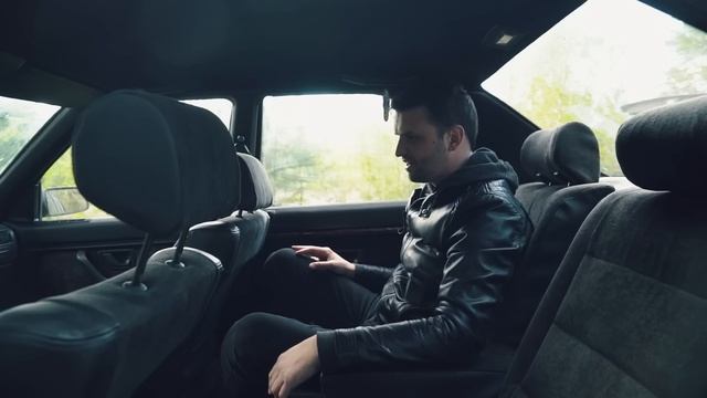 Peugeot 405 Mi16. Это последний спортивный седан от Пежо. смотреть онлайн